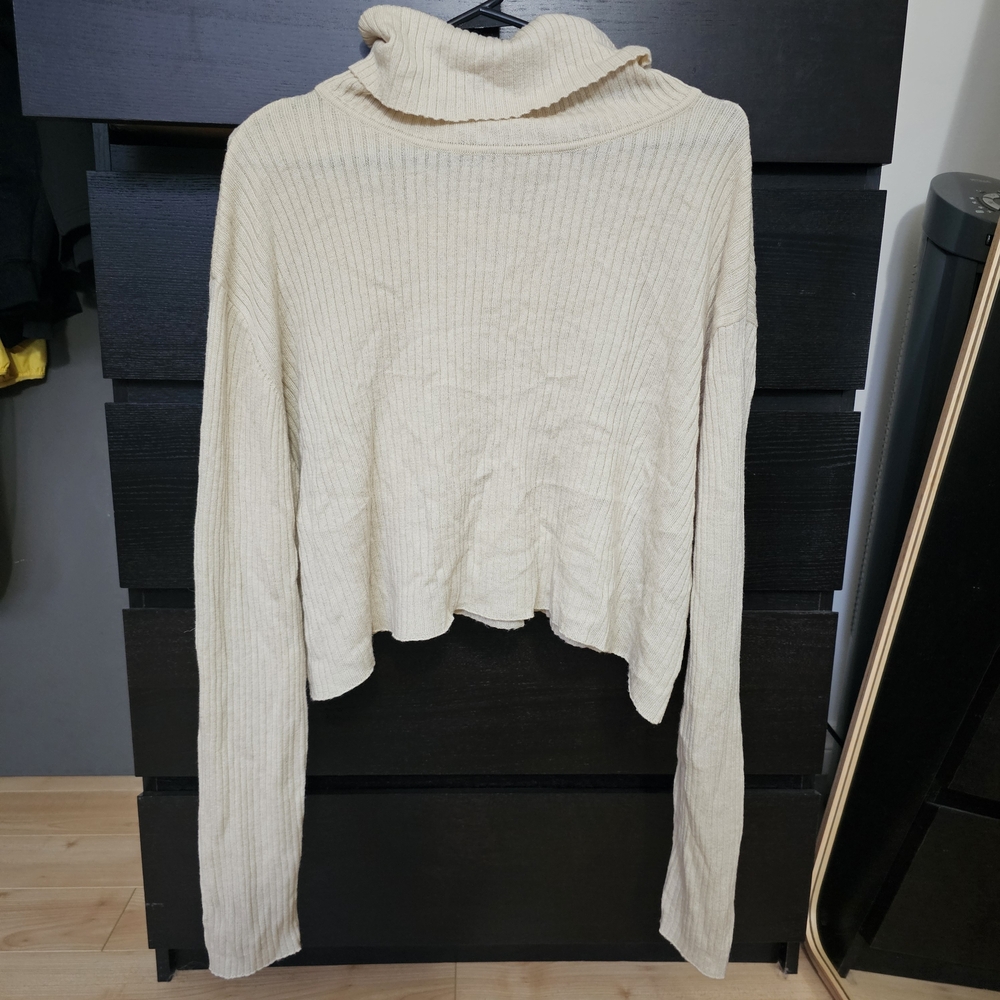 Oak + Fort Ivory Turtleneck Sweater